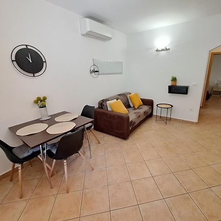 Studio Apartments Pinia-Marina โปเรช ภายนอก รูปภาพ